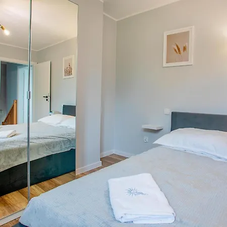 2 Bedroom Awesome In Apartman *