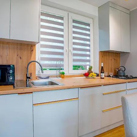 Apartmán 2 Bedroom Awesome In Jastrzębia Góra