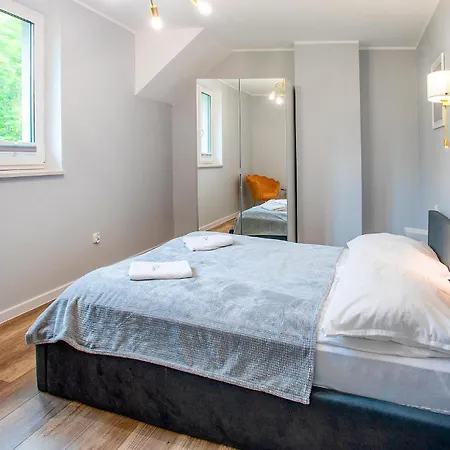 2 Bedroom Awesome In Apartman *