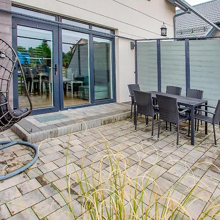 2 Bedroom Awesome In Apartman *